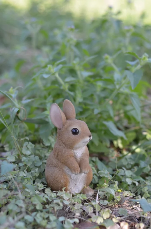 Handcrafted jute table tray-Small Standing Rabbit